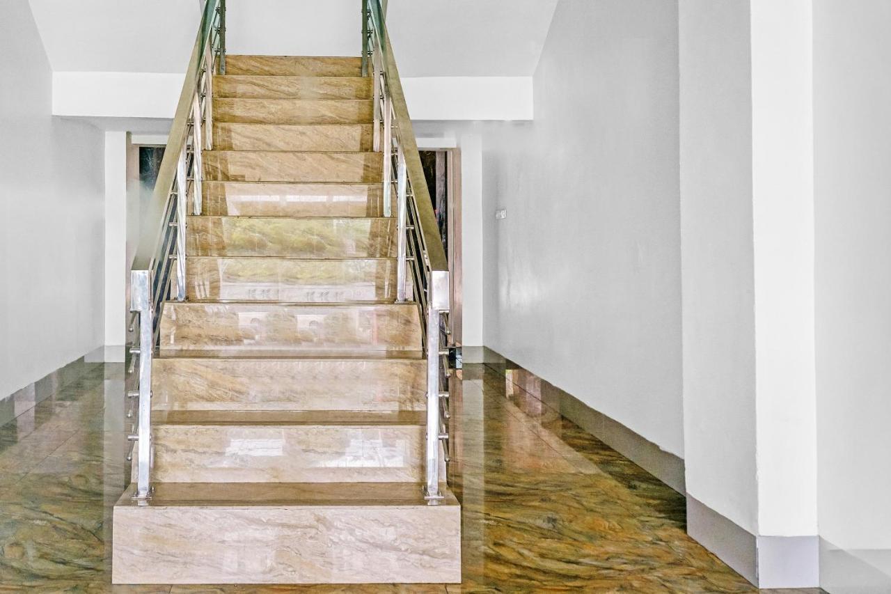 Kirei Hotel Bantaeng エクステリア 写真