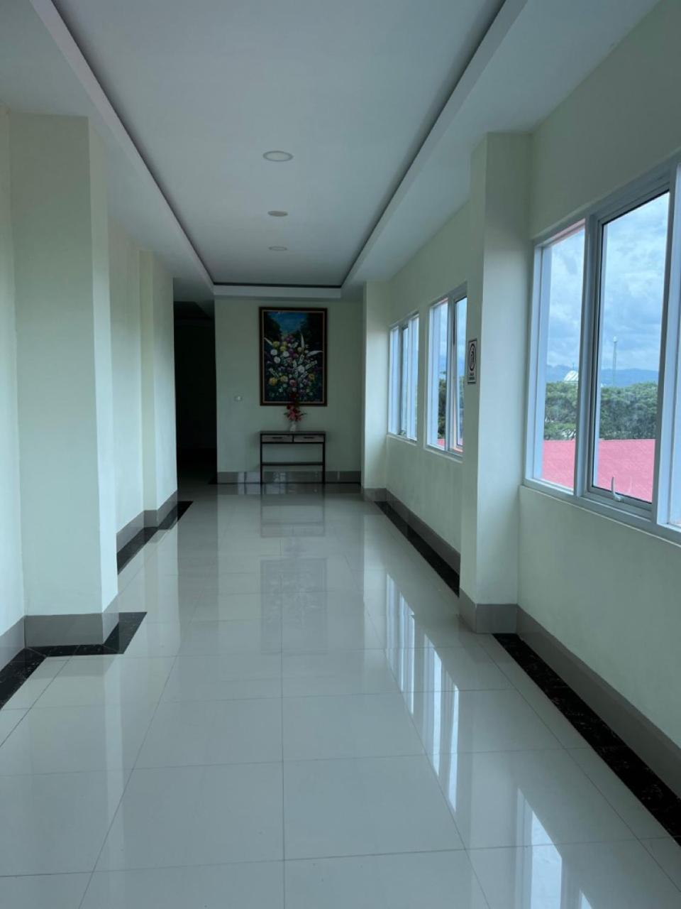 Kirei Hotel Bantaeng エクステリア 写真
